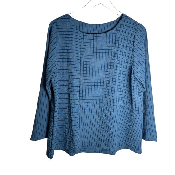 Shana Blue top buttons down the back boxy lagenlook Size Medium - Picture 1 of 10